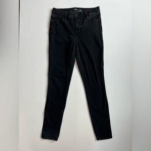 Old Navy Rockstar Super High Rise Skinny Black Jean Size 10